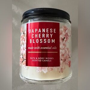 Bath & Body Works Japanese Cherry Blossom Candle 7oz Single Wick